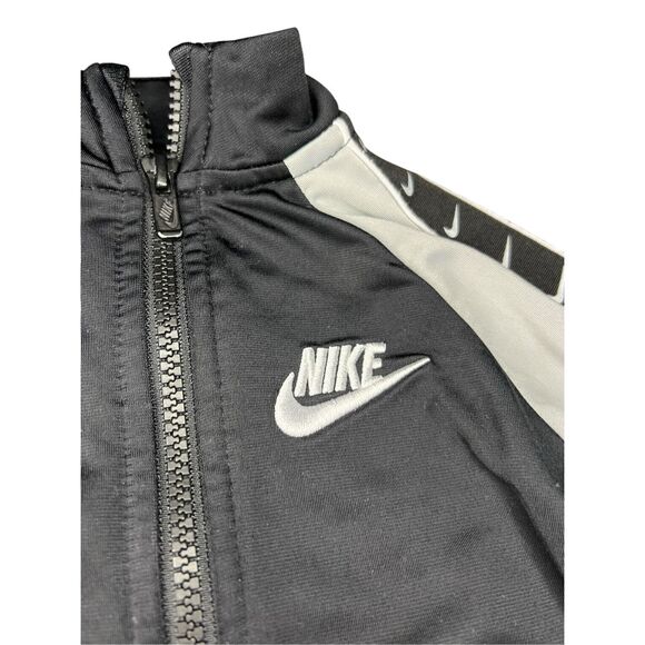 Nike Toddler Boys 2T Matching Tracksuit Set Black Pants & Jacket - Picture 3 of 8